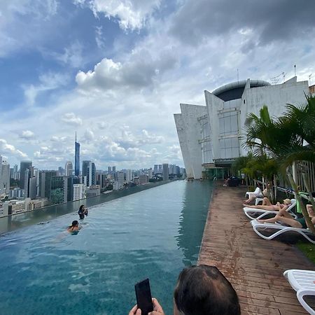 Skypool Kl Free Infinity Pool Over קואלה לומפור מראה חיצוני תמונה